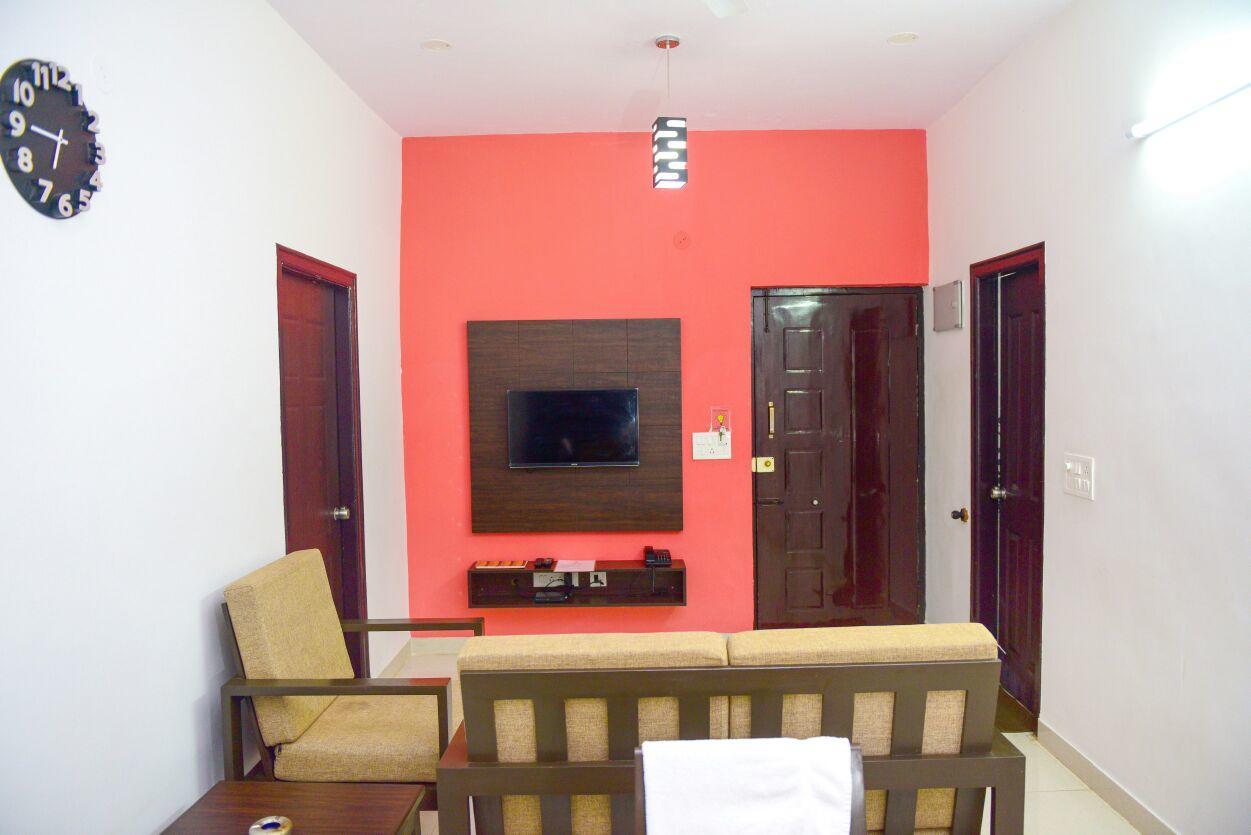 Varsha Enclave- Trinity House Aparthotel Mysore Buitenkant foto